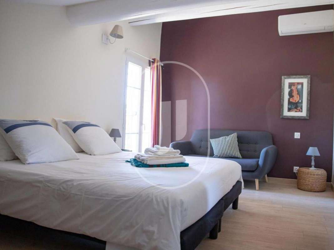 House Sainte-Cécile-les-Vignes