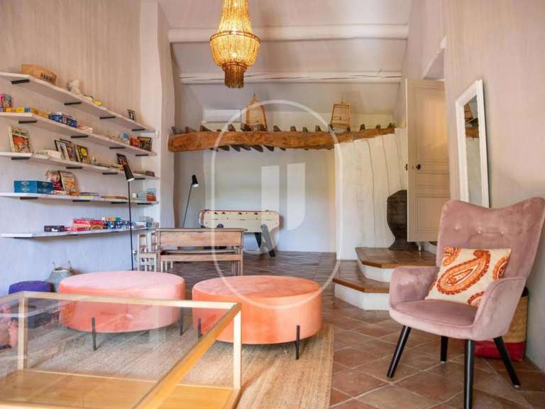 House Sainte-Cécile-les-Vignes - 6 bedrooms - 360m²