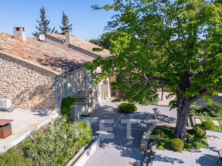 Maison Sainte-Cécile-les-Vignes - 6 chambres - 363m²