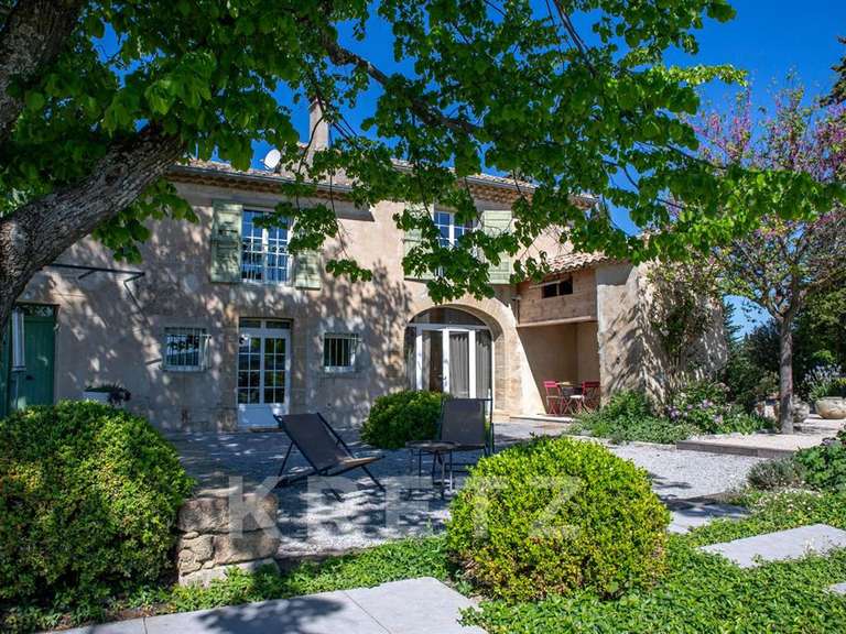 Maison Sainte-Cécile-les-Vignes - 6 chambres - 363m²