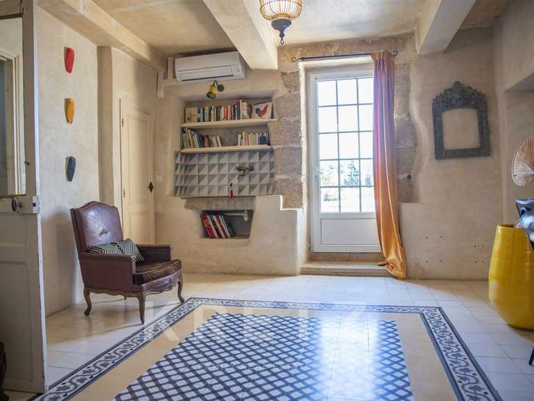 Maison Sainte-Cécile-les-Vignes - 6 chambres - 363m²