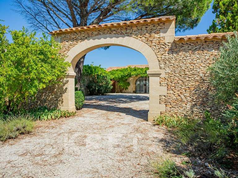 Maison Sainte-Cécile-les-Vignes - 5 chambres - 257m²