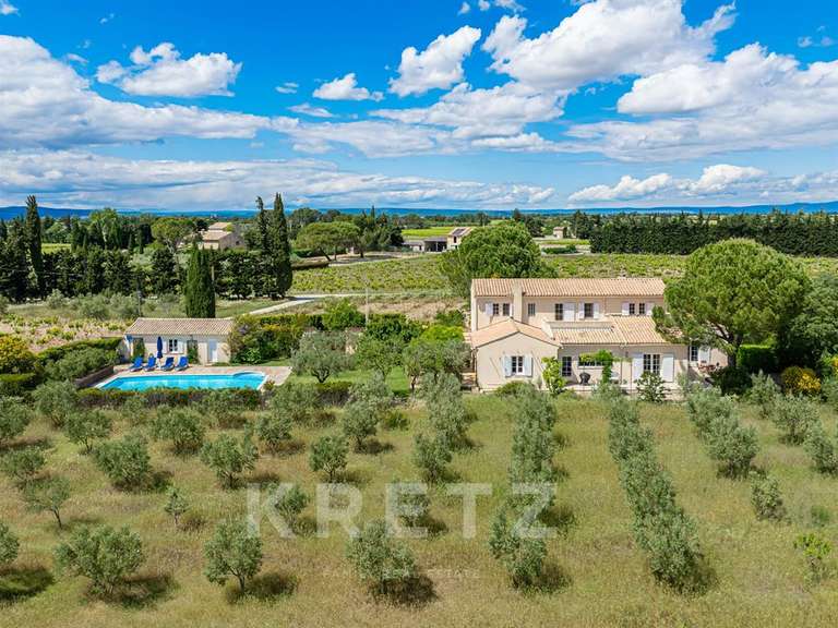 Maison Sainte-Cécile-les-Vignes - 5 chambres - 257m²