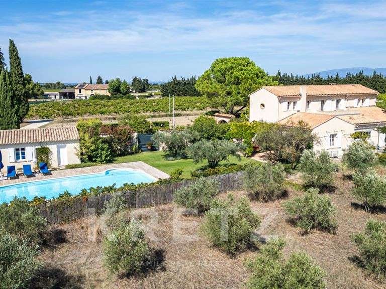 Maison Sainte-Cécile-les-Vignes - 5 chambres - 257m²