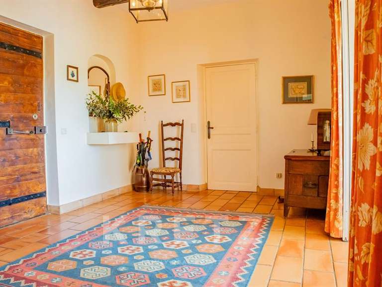 Maison Sainte-Cécile-les-Vignes - 5 chambres - 257m²