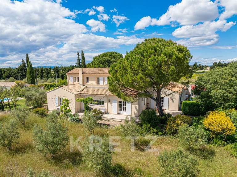 Maison Sainte-Cécile-les-Vignes - 5 chambres - 257m²
