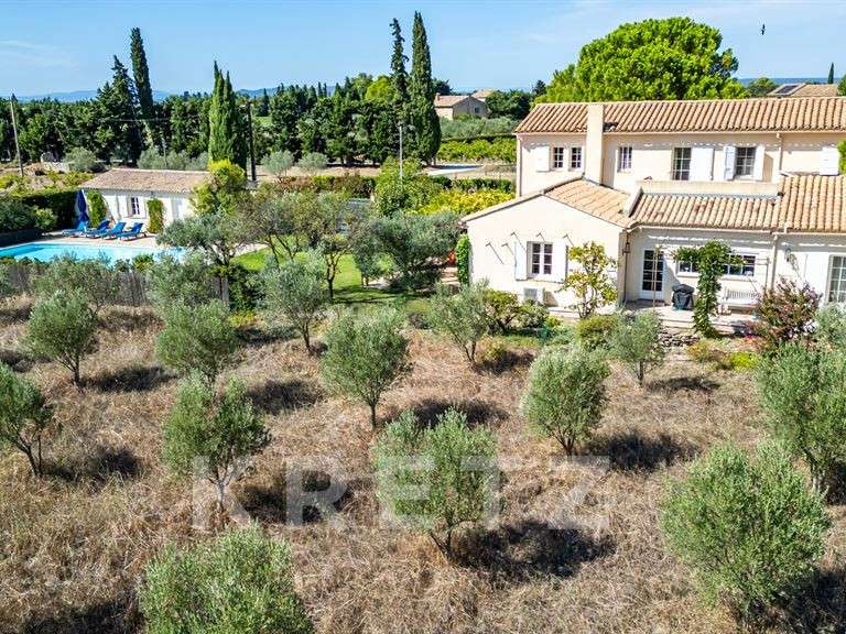 Maison Sainte-Cécile-les-Vignes - 5 chambres - 257m²