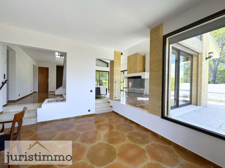 Maison Sainte-Cécile-les-Vignes - 3 chambres - 210m²
