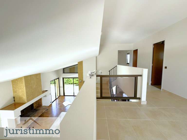 Maison Sainte-Cécile-les-Vignes - 3 chambres - 210m²