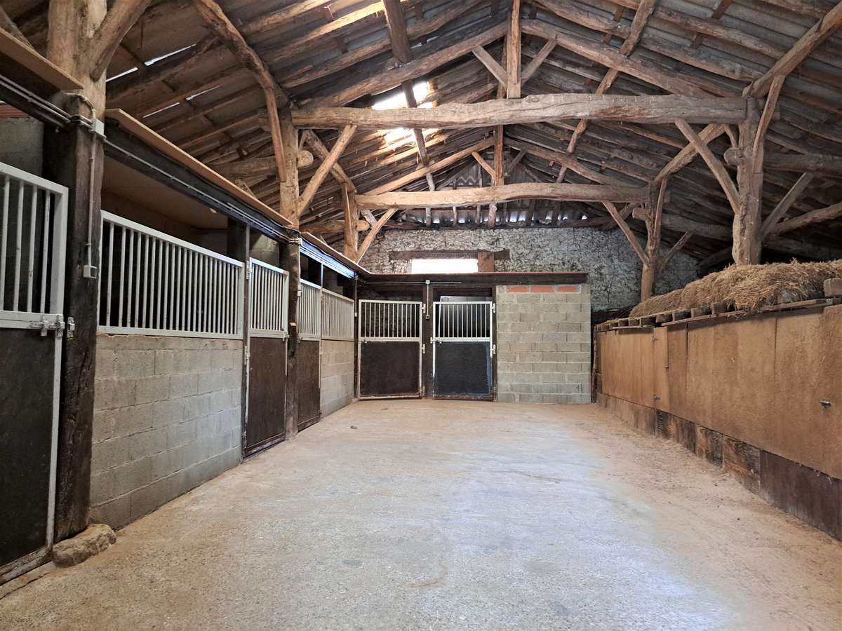 Maison Sainte-Colombe-de-Villeneuve