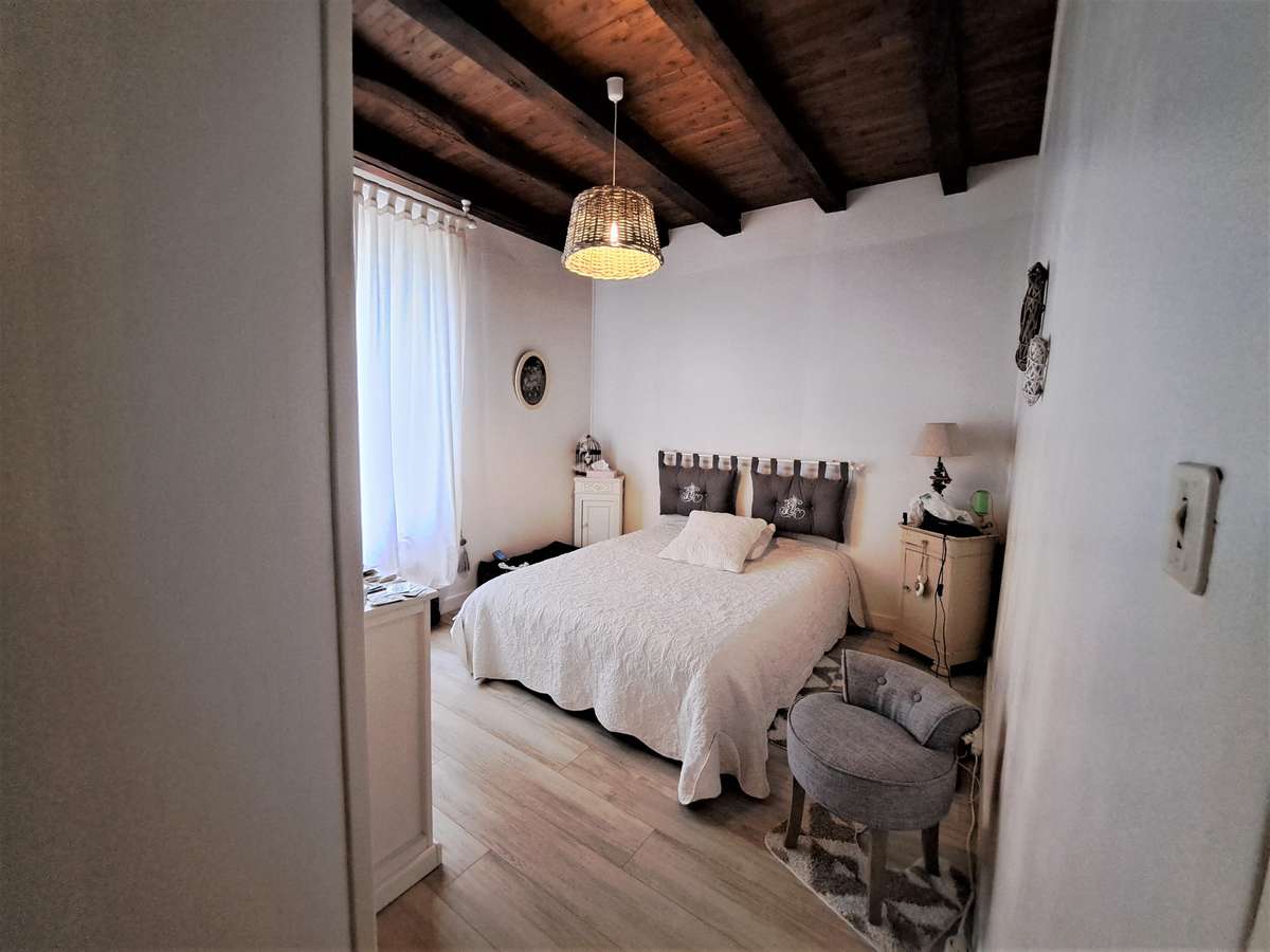 Maison Sainte-Colombe-de-Villeneuve