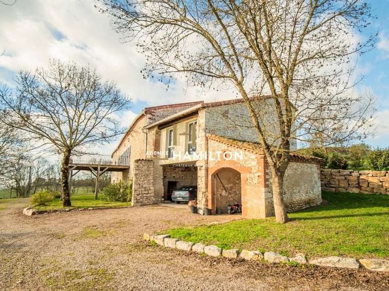 Maison Sainte-Croix - 7 chambres - 269m²