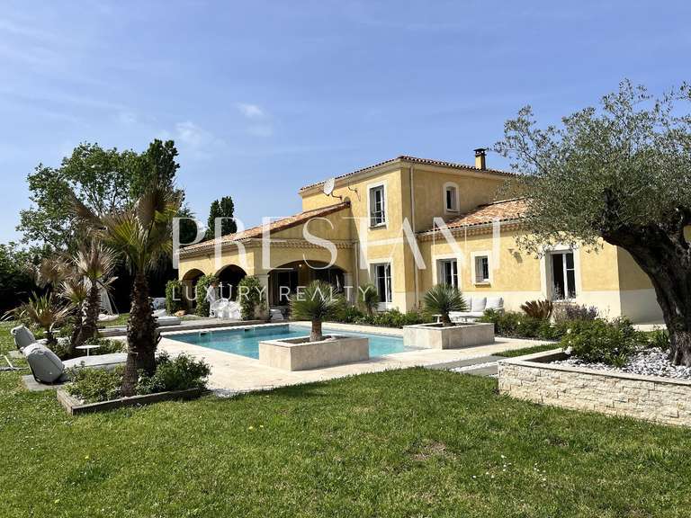 Maison Sainte-Eulalie - 5 chambres - 306m²