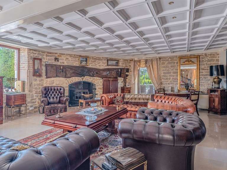 Maison Sainte-Euphémie - 7 chambres - 470m²