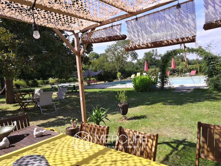 Propriété Sainte-Foy-la-Grande - 10 chambres - 400m²