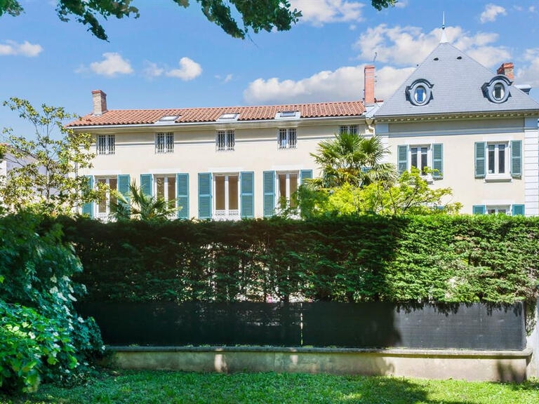 Apartment Sainte-Foy-lès-Lyon - 3 bedrooms - 175m²