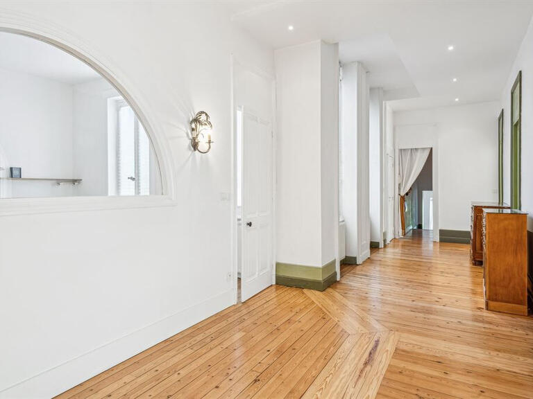 Apartment Sainte-Foy-lès-Lyon - 3 bedrooms - 175m²