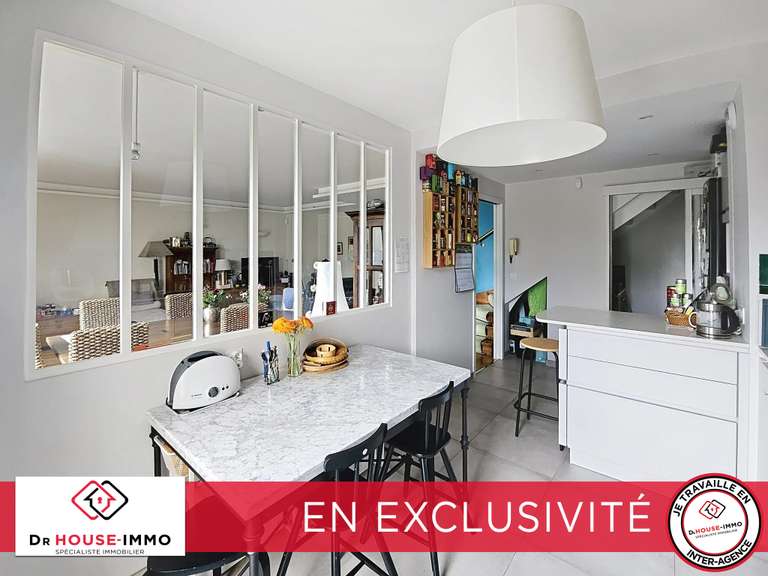 Appartement Sainte-Foy-lès-Lyon - 4 chambres - 125m²