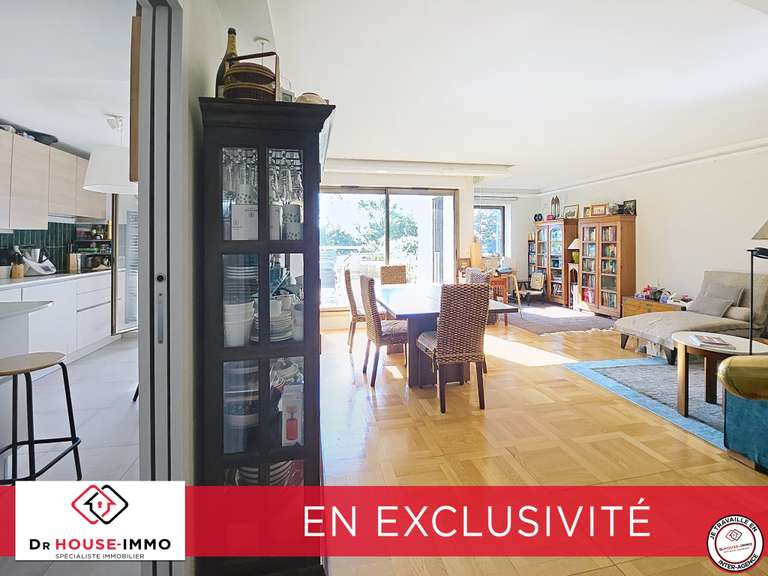 Appartement Sainte-Foy-lès-Lyon - 4 chambres - 125m²