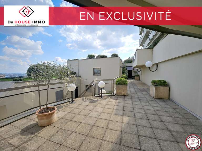 Appartement Sainte-Foy-lès-Lyon - 4 chambres - 125m²