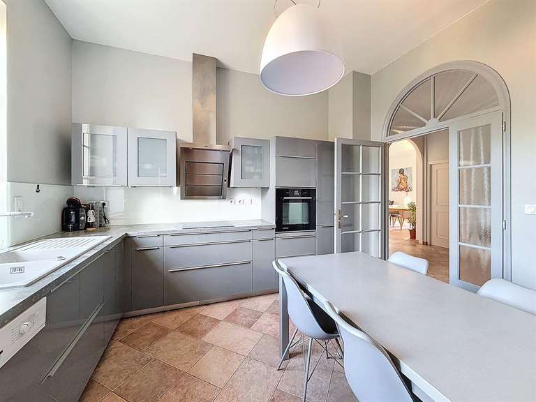 Apartment Sainte-Foy-lès-Lyon - 3 bedrooms - 130m²