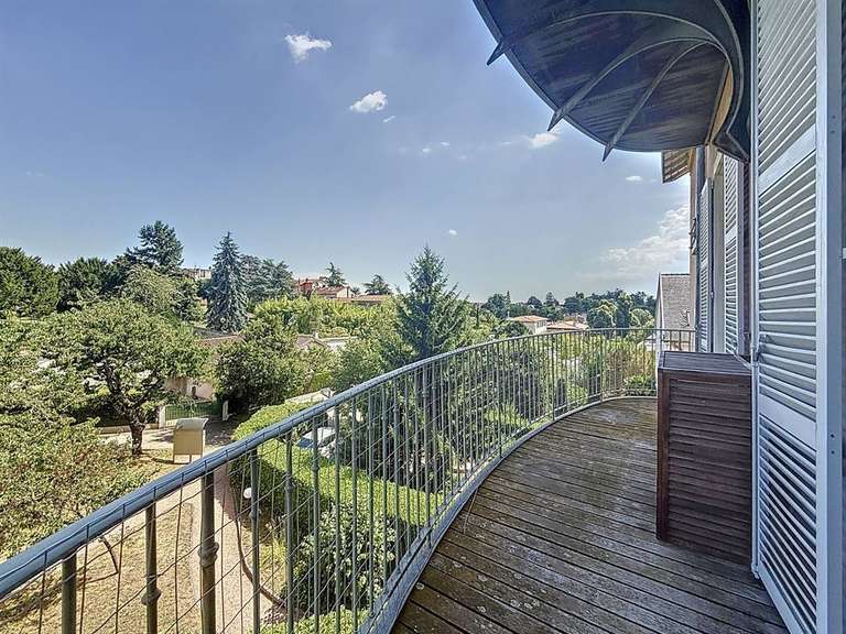 Apartment Sainte-Foy-lès-Lyon - 3 bedrooms - 130m²