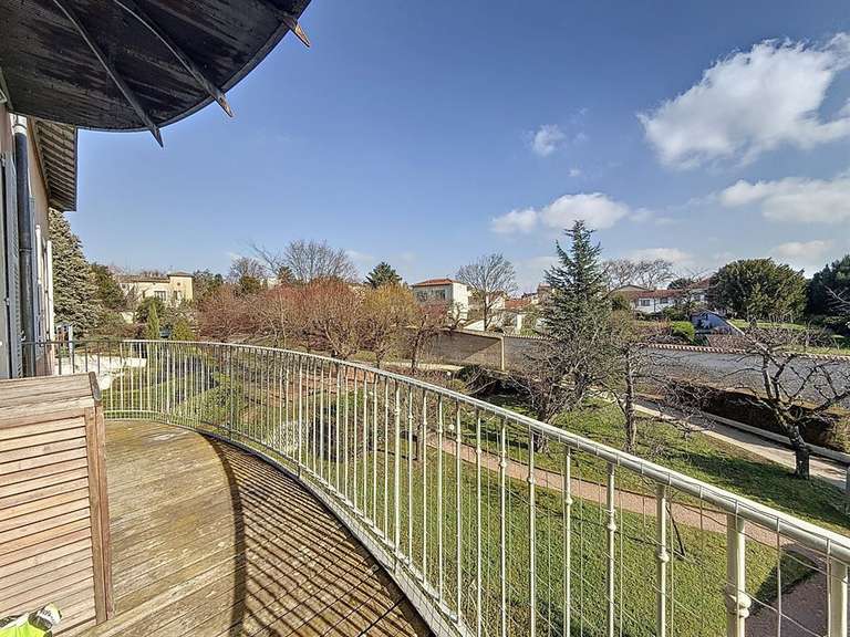 Appartement Sainte-Foy-lès-Lyon - 3 chambres - 130m²