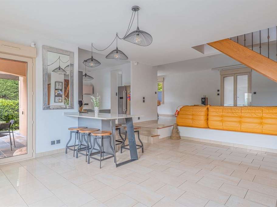 House Sainte-Foy-lès-Lyon