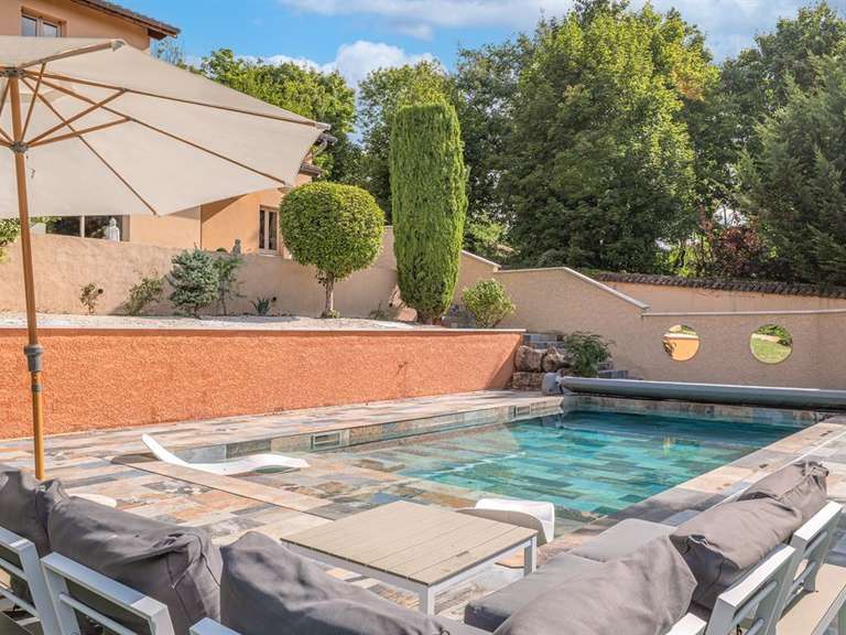 Maison Sainte-Foy-lès-Lyon - 4 chambres - 245m²