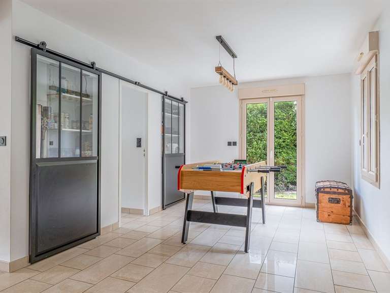 Maison Sainte-Foy-lès-Lyon - 4 chambres - 245m²