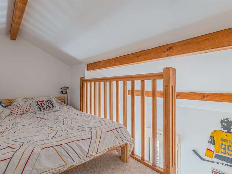 Maison Sainte-Foy-lès-Lyon - 4 chambres - 245m²