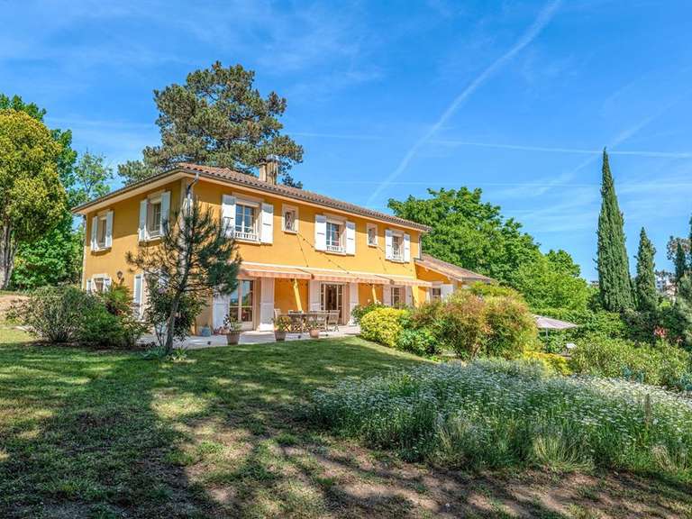 House Sainte-Foy-lès-Lyon - 6 bedrooms - 338m²