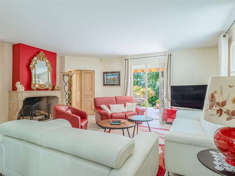 House Sainte-Foy-lès-Lyon - 6 bedrooms - 338m²