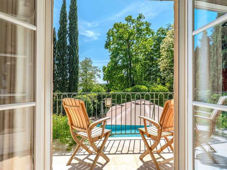 House Sainte-Foy-lès-Lyon - 6 bedrooms - 338m²