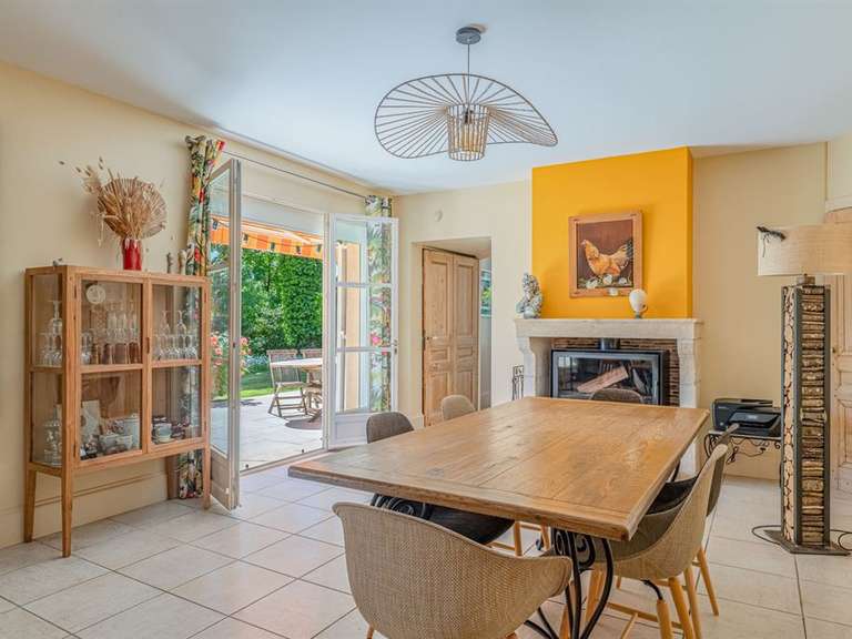 House Sainte-Foy-lès-Lyon - 6 bedrooms - 338m²