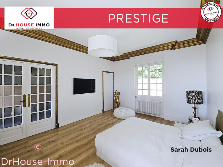 Villa Sainte-Foy-lès-Lyon - 6 bedrooms - 387m²