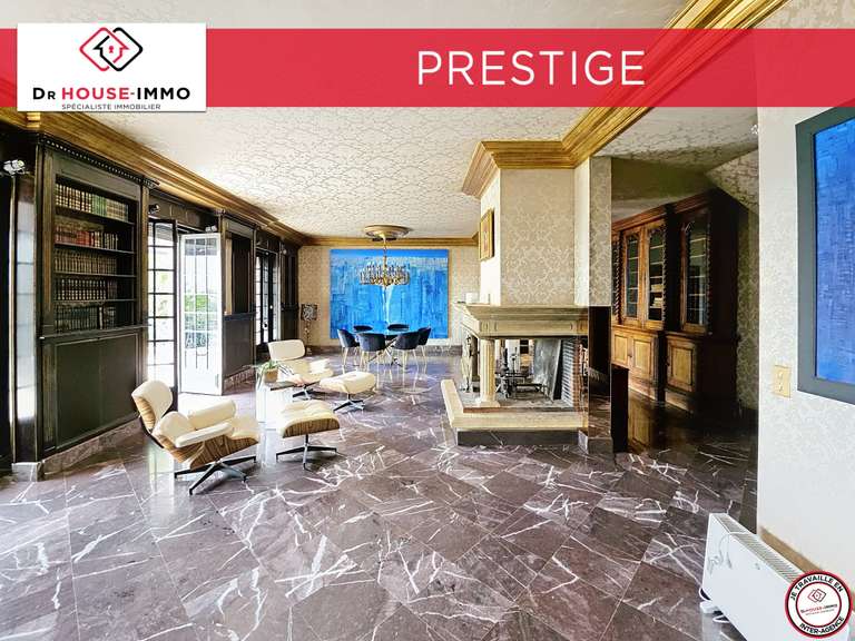 Villa Sainte-Foy-lès-Lyon - 6 bedrooms - 387m²