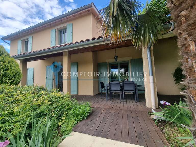Villa Sainte-Foy-lès-Lyon - 5 chambres - 159m²