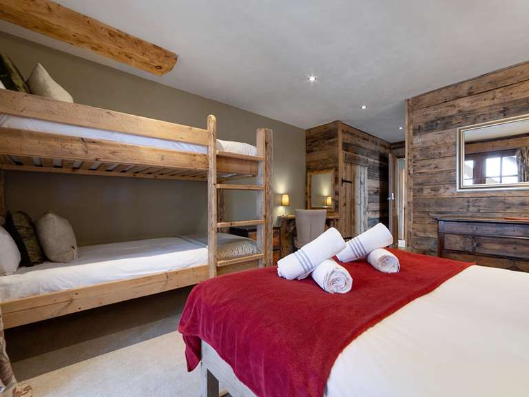 Apartment Sainte-Foy-Tarentaise - 4 bedrooms - 137m²