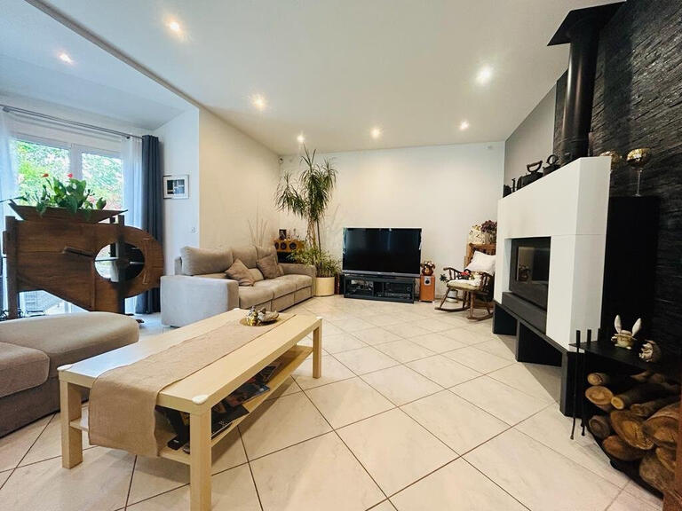 Vente Maison Sainte-Geneviève-des-Bois - 6 chambres