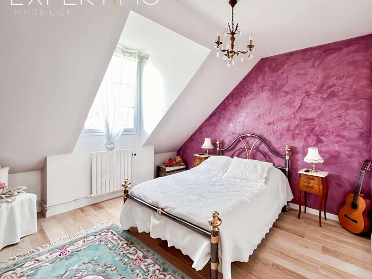 Maison Sainte-Geneviève-des-Bois - 5 chambres - 326m²