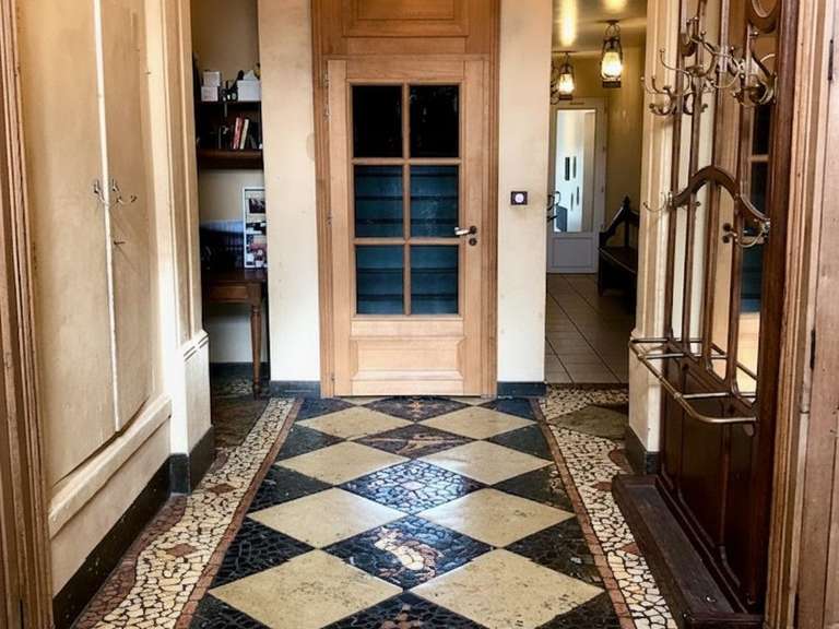 Maison Sainte-Hélène-du-Lac - 10 chambres - 539m²