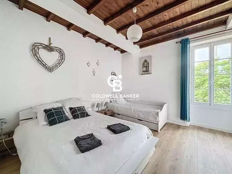 Maison Sainte-Hermine - 10 chambres - 440m²