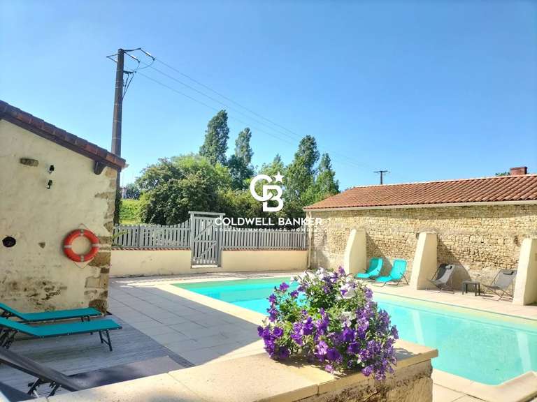 Maison Sainte-Hermine - 10 chambres - 440m²