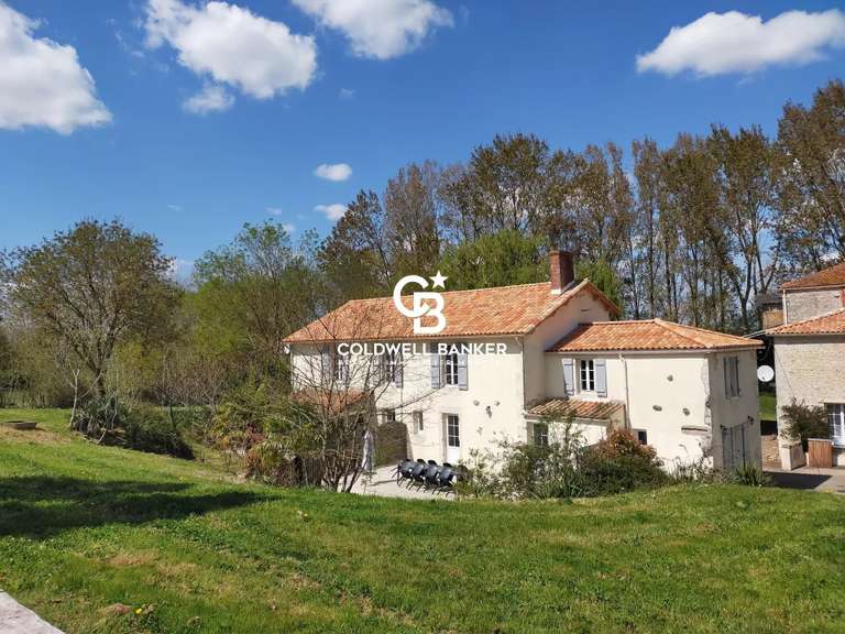 Maison Sainte-Hermine - 10 chambres - 440m²