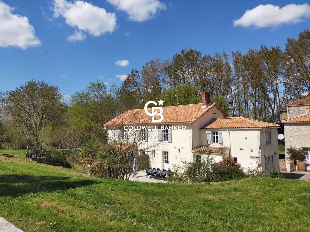 Maison Sainte-Hermine