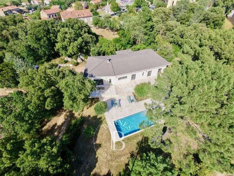 Maison Sainte-Lucie-de-Porto-Vecchio - 4 chambres - 180m²