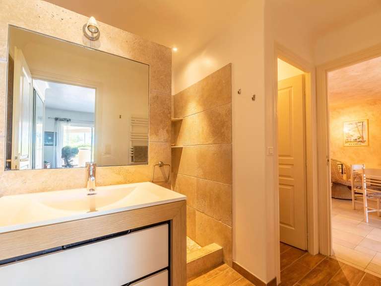 Maison Sainte-Lucie-de-Porto-Vecchio - 7 chambres - 234m²