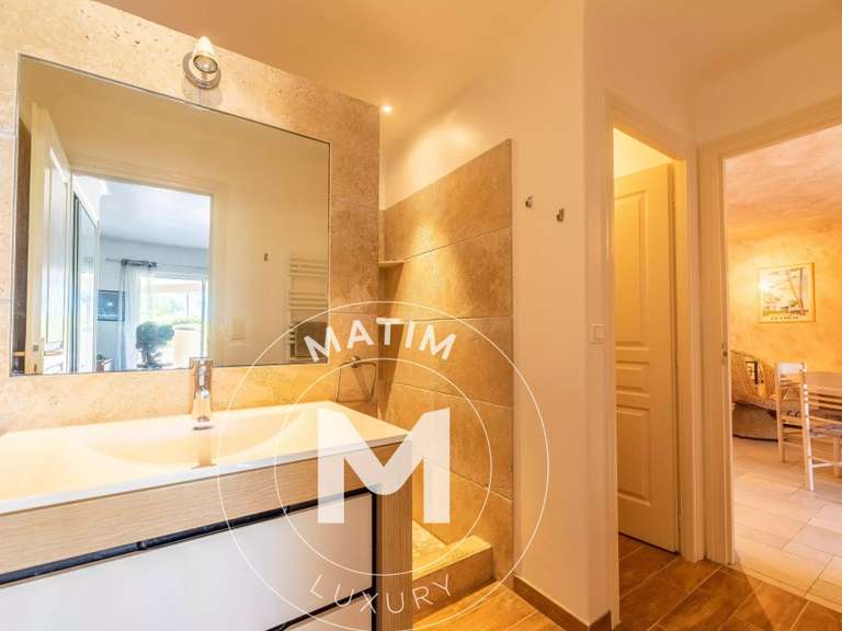 Maison Sainte-Lucie-de-Porto-Vecchio - 7 chambres - 234m²