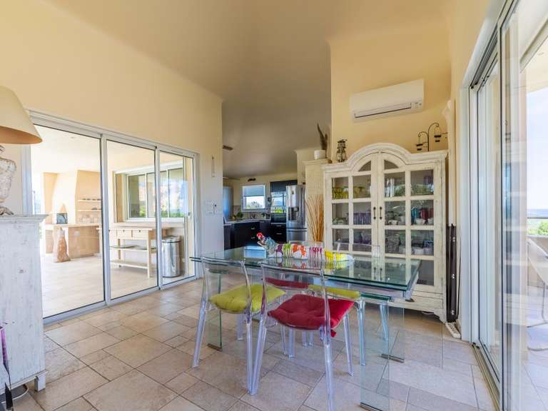 Maison Sainte-Lucie-de-Porto-Vecchio - 7 chambres - 234m²